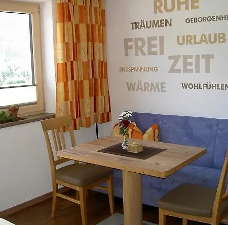 Haus Breuss * Hippach